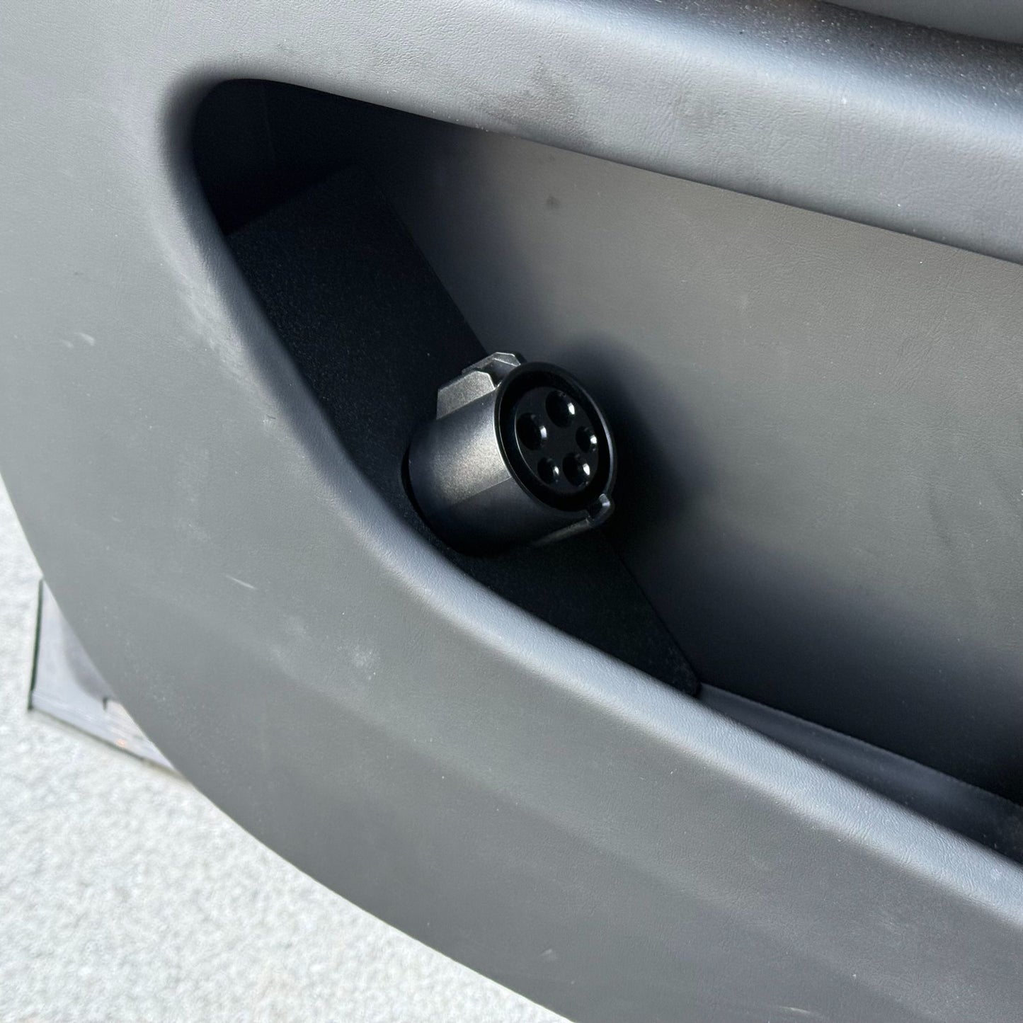 Door Dock for Tesla/J1772 Adapter (Model X)